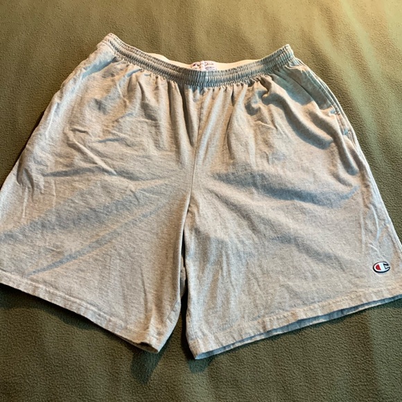 Champion Other - Men’s Champion light heather gray, elastic and drawstring waist shorts. Size XL